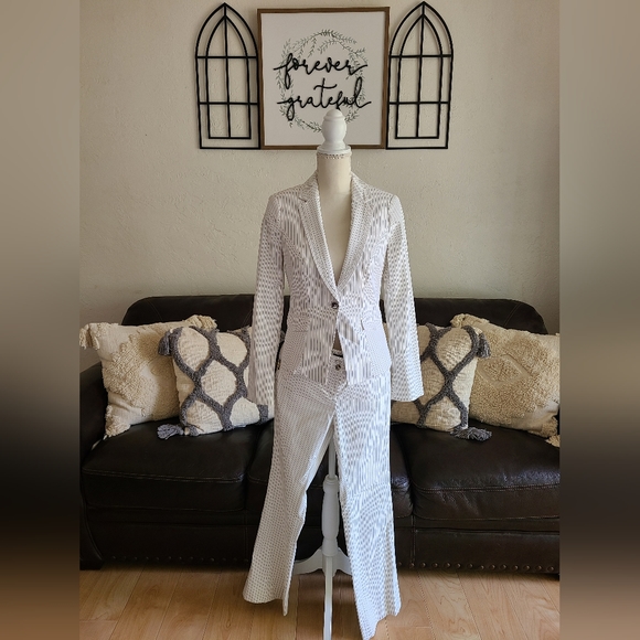 White House Black Market Women's Pinstripe Blazer Set Black & White Classic - Picture 9 of 14